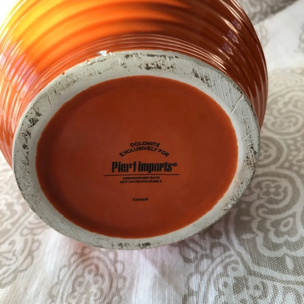 Pier 1 imports~ Ribbed Orange Glaze Dolomite Ceramic Planter 7”x5.5”